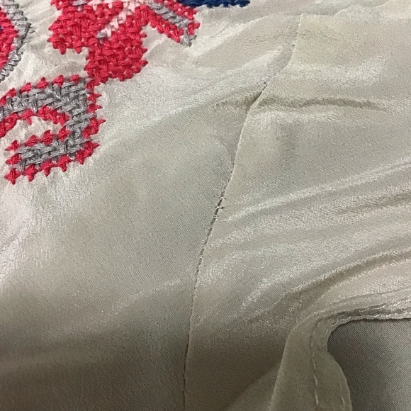 Johnny Was Biya 100% Silk Embroidered Tunic Size X-Small. - Picture 16 of 16